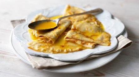 Friday Food \ Classic crepes Suzette