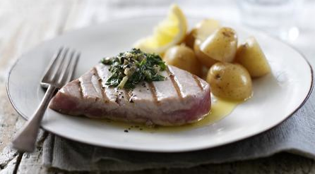 Friday Food \ Seared tuna steaks & salsa verde