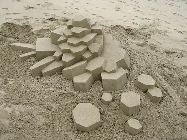 Geometric sandcastle-architecture