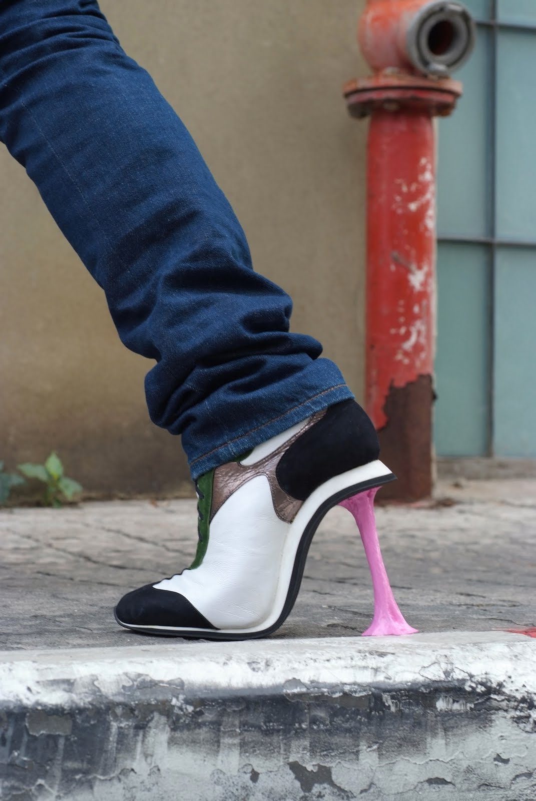Chewing-gum-sidewalk1