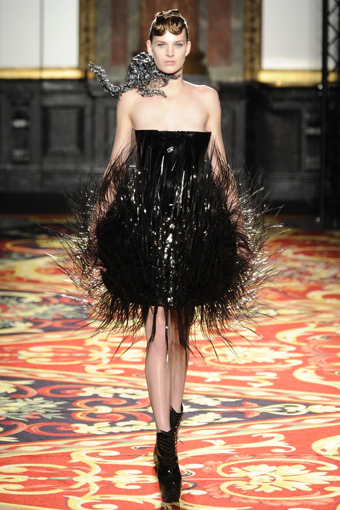 iris-van-herpen-008