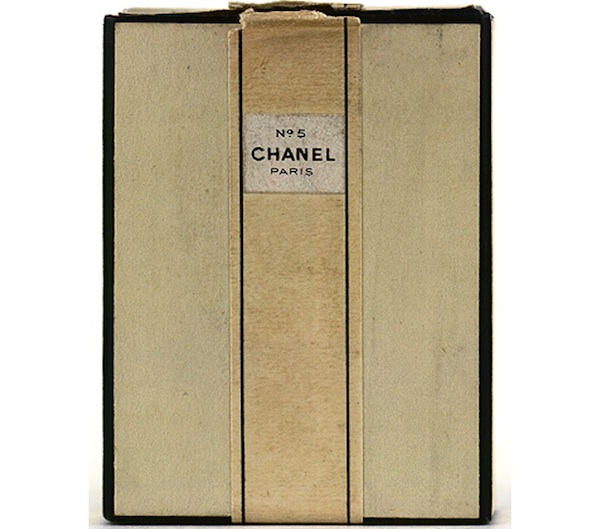 No.5-Culture-Chanel-Chanel-No.5-Exhibition-To-Open-at-Palais-de-Tokyo-RDuJour.com-01