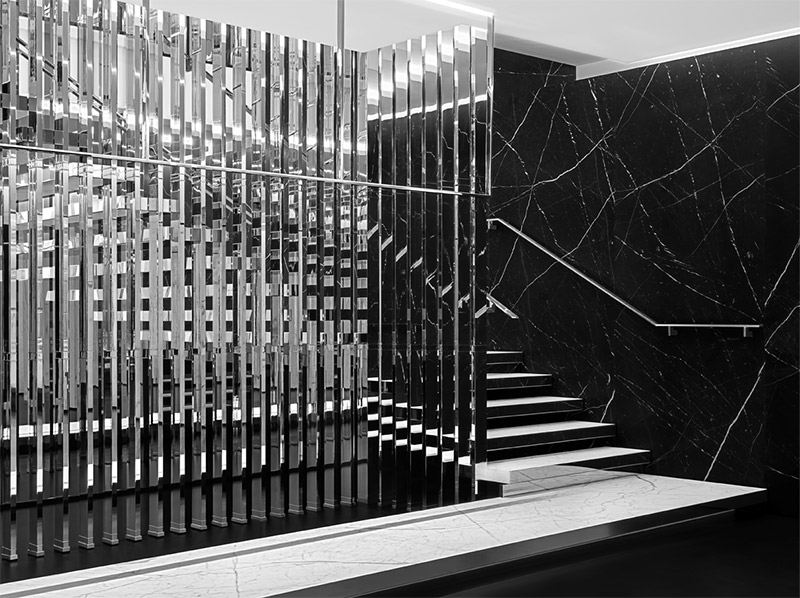 Saint_Laurent_-Montaigne_10