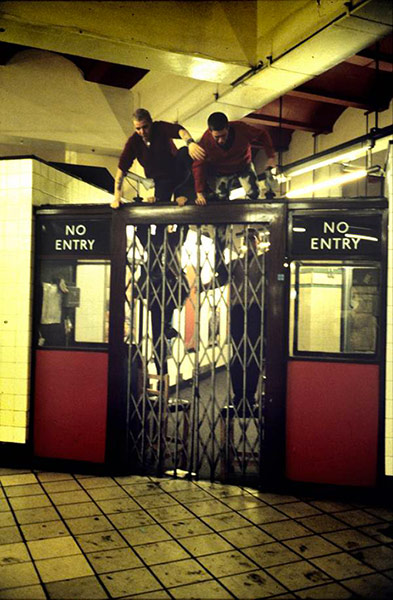 Bob Mazzer Tube Pictures