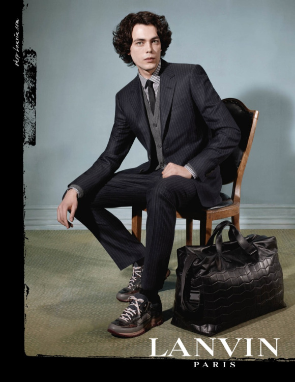 xlanvin-fall-winter-2013-menswear-campaign-0002.jpg,qresize=580,P2C751.pagespeed.ic.5aJgzdfw7f