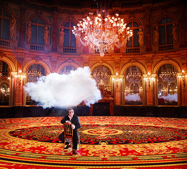 Berndnaut-Smilde_-The-In-Cloud---Al-ber-Elbaz_-2013_-Courtesy-the-artist_-Harper’s-Bazaar-and-Ronchini-Gallery.-Photo-credit-Simon-Procter-.