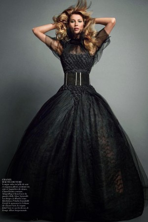 gisele-bundchen-double-body-editorial-vogue-3-300x450