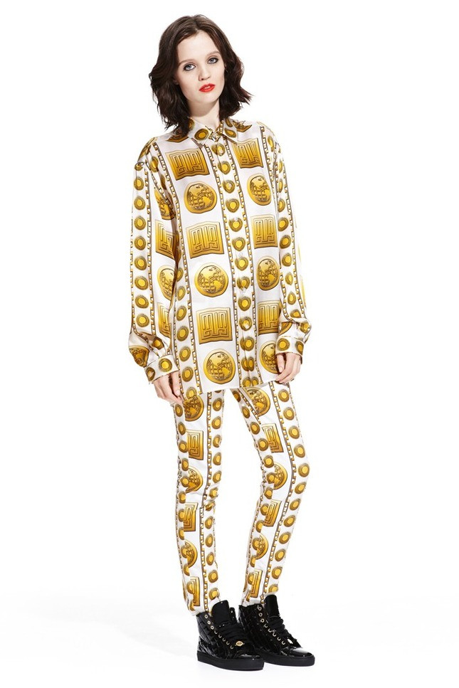 mia-for-versus-versace-capsule-collection11