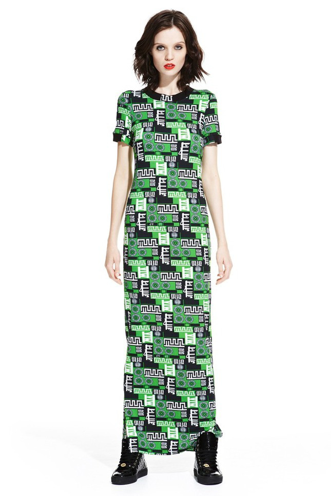 mia-for-versus-versace-capsule-collection5