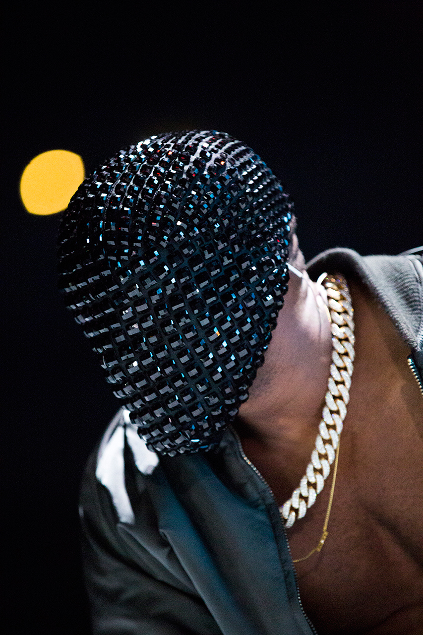 maison-martin-margiela-presents-the-collaboration-for-kanye-wests-yeezus-tour-custom-made-outfits-2