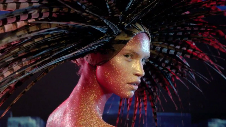 metronomy-im-aquarius-music-video-0