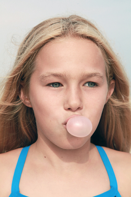 Bubble Girl web_162_166_181