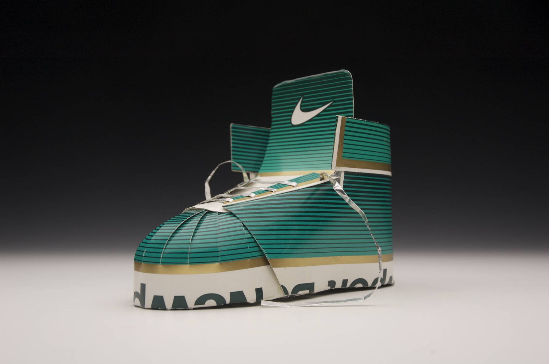 paper_sneakers_035_905_2x