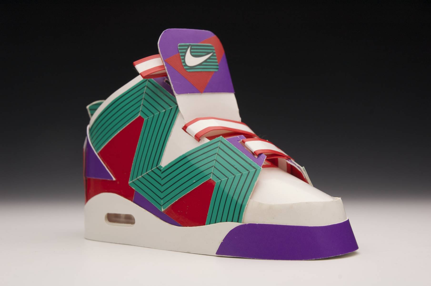 paper_sneakers_073_2_905_2x