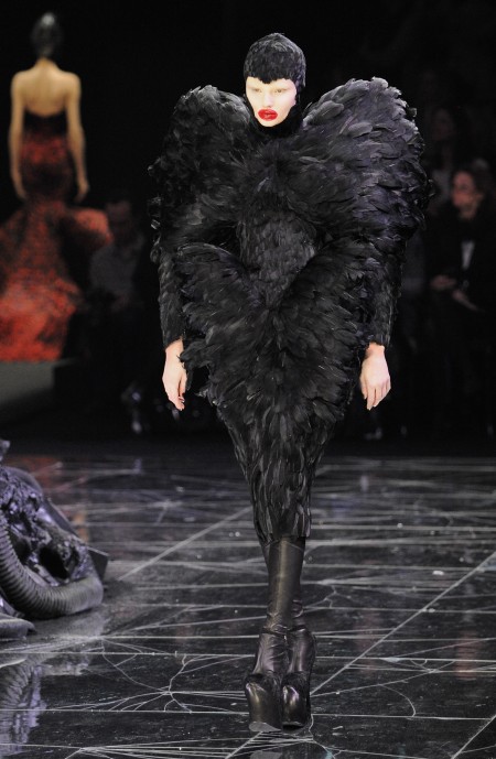 Alexander McQueen: Paris Fashion Week Ready-to-Wear A/W 09