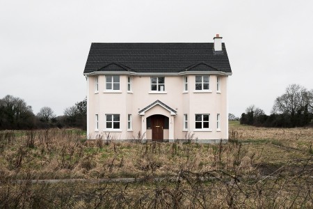 valerie_anex_ghost_estates_03