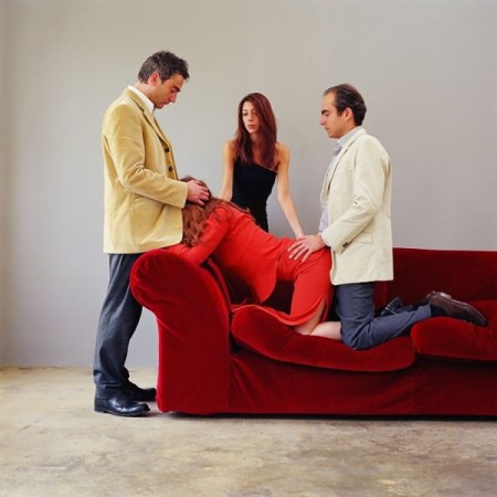 832-600x600