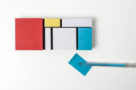 pa-design-monde-riant-mondrian-sticky-notes-catherine-denoyelle-assia-quetin-designboom-01