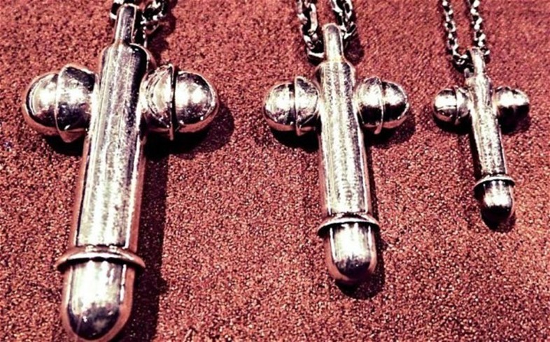 Tom Ford’s cross necklaces are upsetting Christians around the world