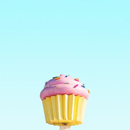 Candy-Colored-Minimalism-Photography-13-matt-crump