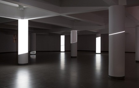 pablo-valbuena-projection-installation-3
